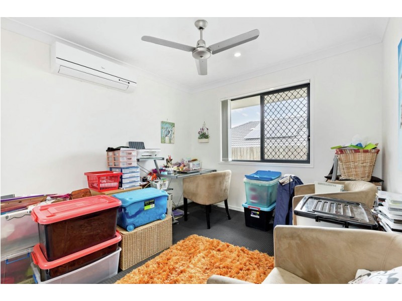 66 Columbia Drive, Bellbird Park QLD 4300