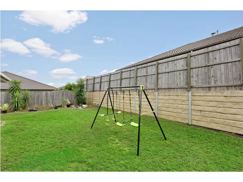 66 Columbia Drive, Bellbird Park QLD 4300