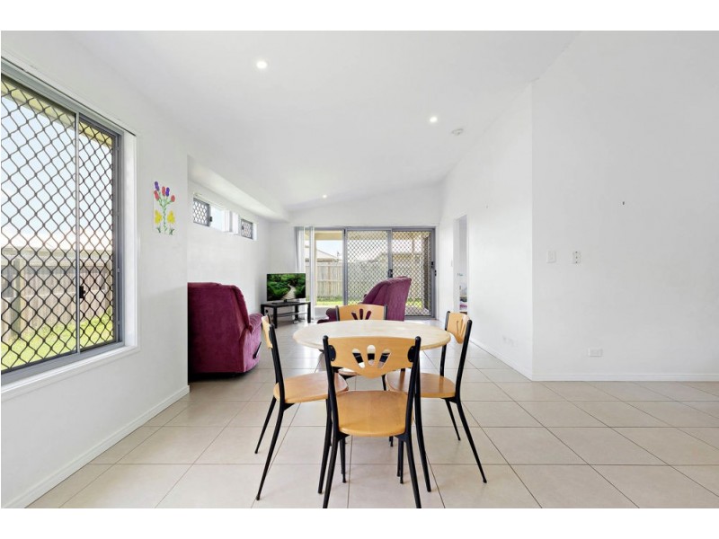 21 Hamersly Street, Redbank Plains QLD 4301