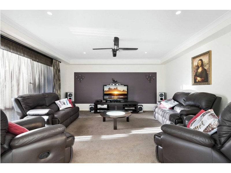 49 St Augustines Drive, Augustine Heights QLD 4300