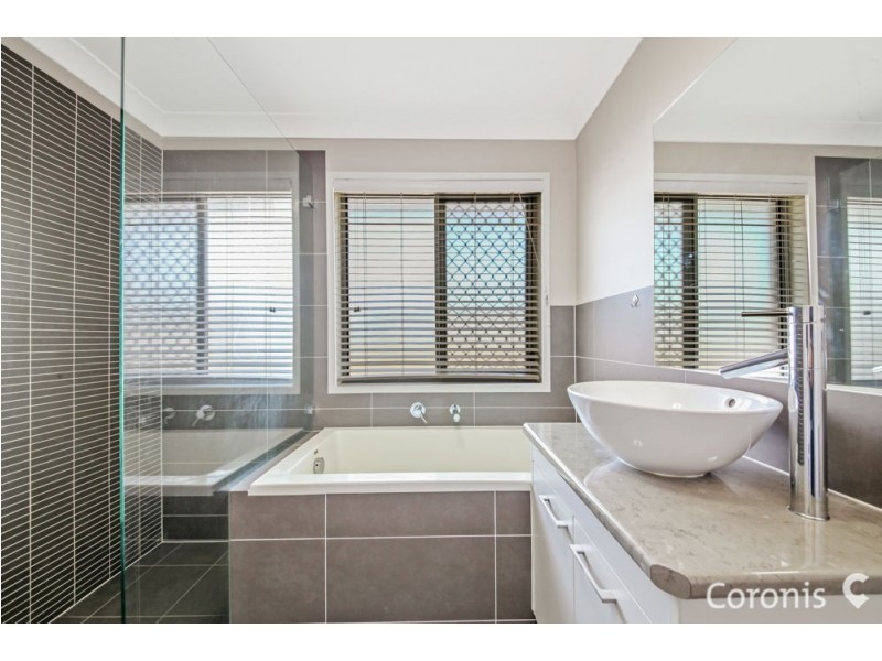 24 Glen Echo Street, Springfield Lakes QLD 4300