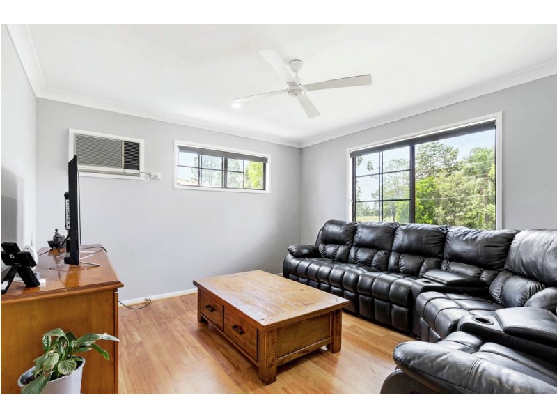 3 Millocker Court, Bellbird Park QLD 4300