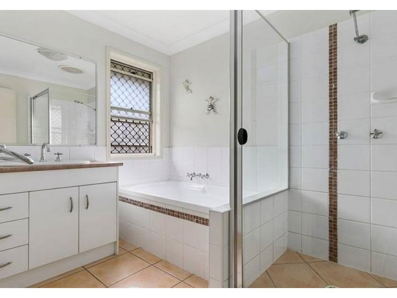 86 Johnston Street, Bellbird Park QLD 4300