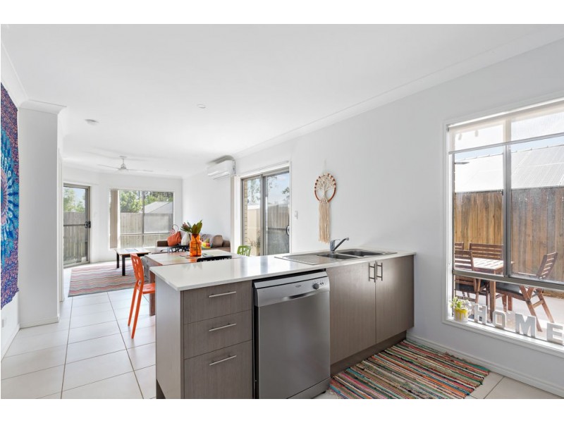 35 Balm Avenue, Springfield Lakes QLD 4300