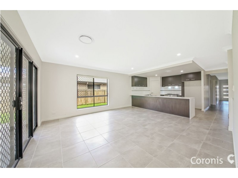 31 Meadows Cicuit, Bellbird Park QLD 4300