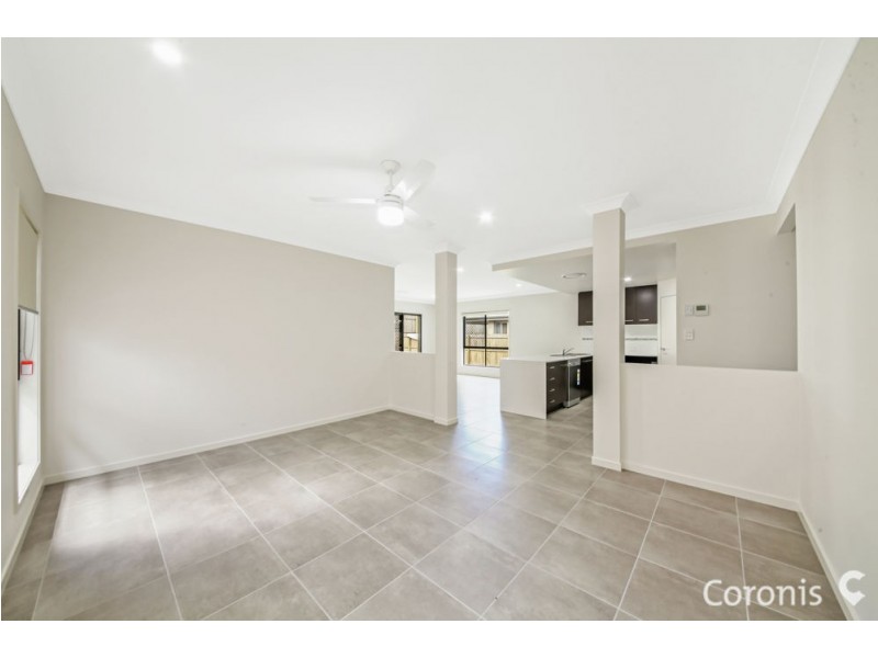 31 Meadows Cicuit, Bellbird Park QLD 4300