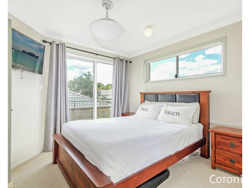 22 Glasshouse Crescent, Forest Lake QLD 4078