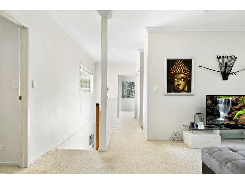 49 Braeside Road, Bundamba QLD 4304