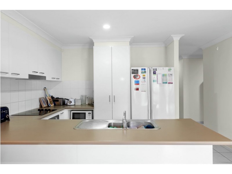 268 Alawoona Street, Redbank Plains QLD 4301