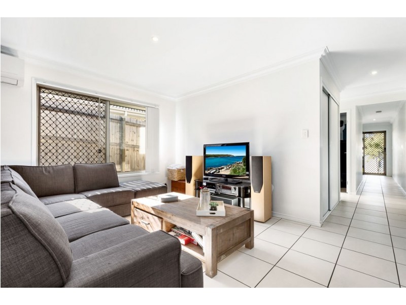 3 Honeypot Avenue, Springfield Lakes QLD 4300