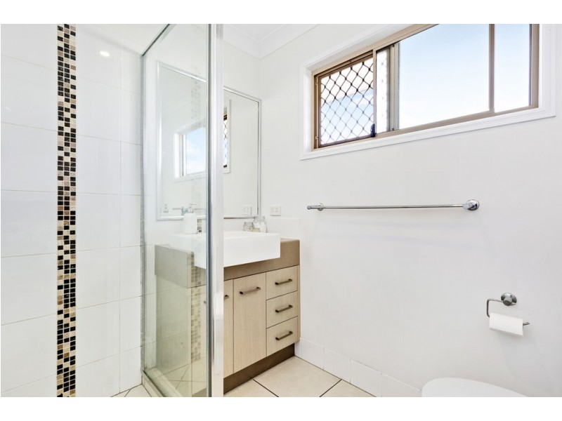 3 Honeypot Avenue, Springfield Lakes QLD 4300