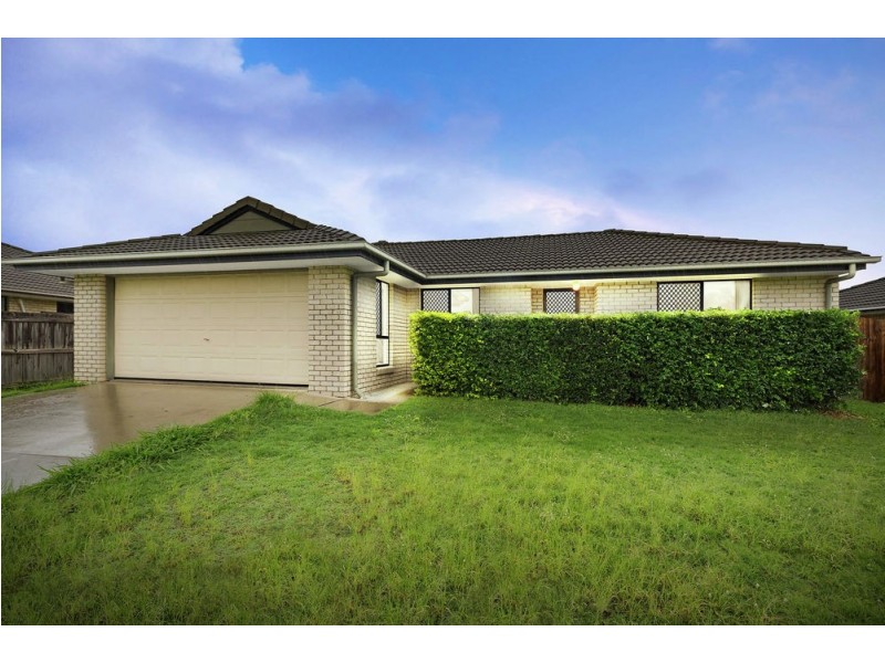 12 Wolfik Dr, Goodna QLD 4300