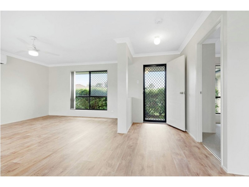 12 Wolfik Dr, Goodna QLD 4300