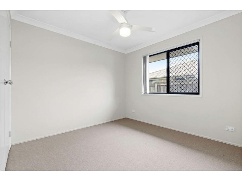 12 Wolfik Dr, Goodna QLD 4300