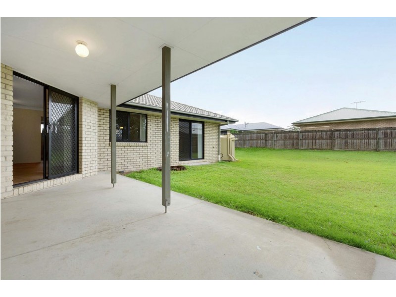 12 Wolfik Dr, Goodna QLD 4300