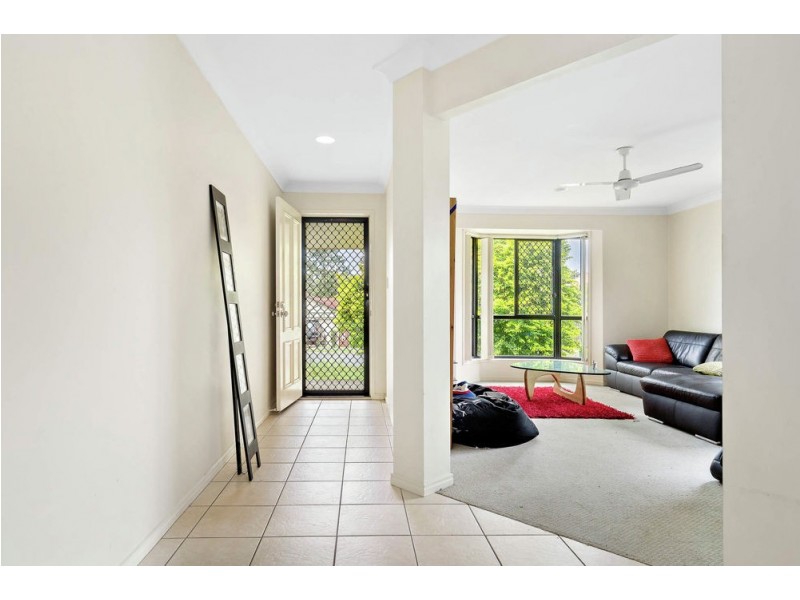 6 Aldworth Place, Springfield Lakes QLD 4300