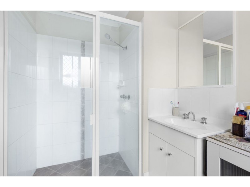 2 Wolfik Drive, Goodna QLD 4300