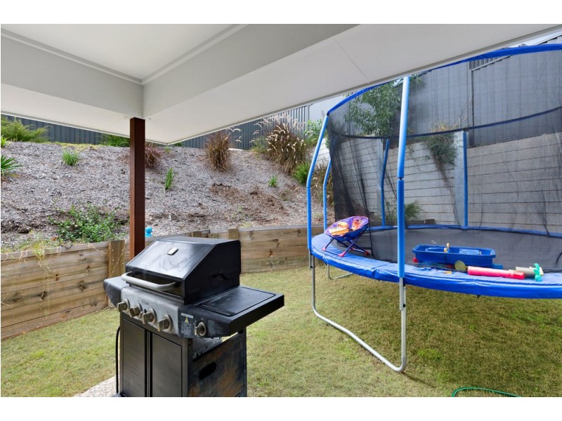 2 Sapphire Street, Brassall QLD 4305