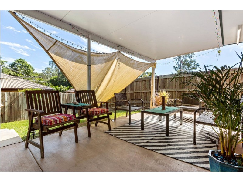 2/74 Jones Road, Bellbird Park QLD 4300