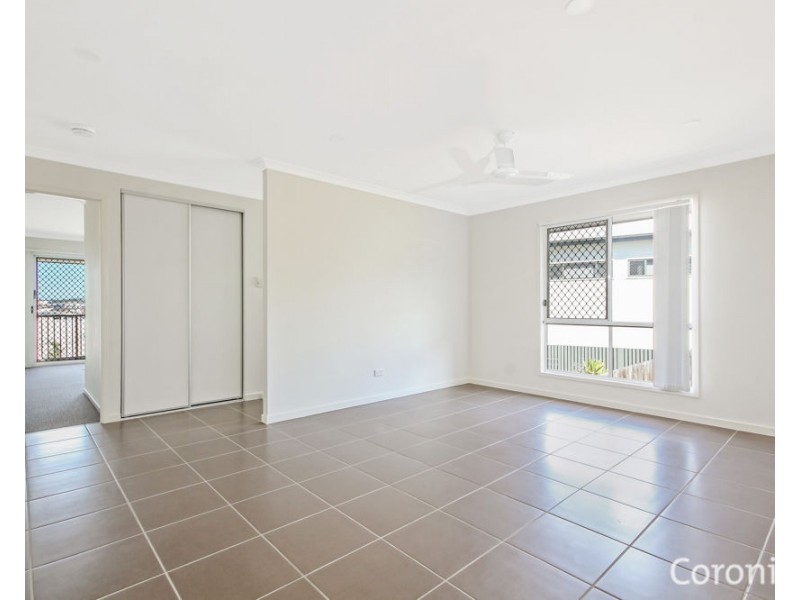 8 Apex Court, Springfield Lakes QLD 4300