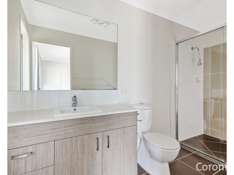 8 Apex Court, Springfield Lakes QLD 4300