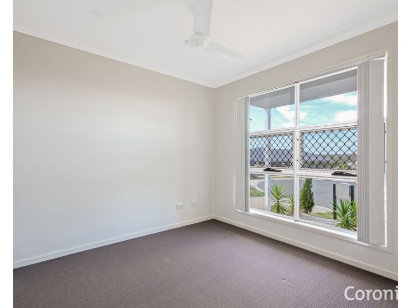 8 Apex Court, Springfield Lakes QLD 4300