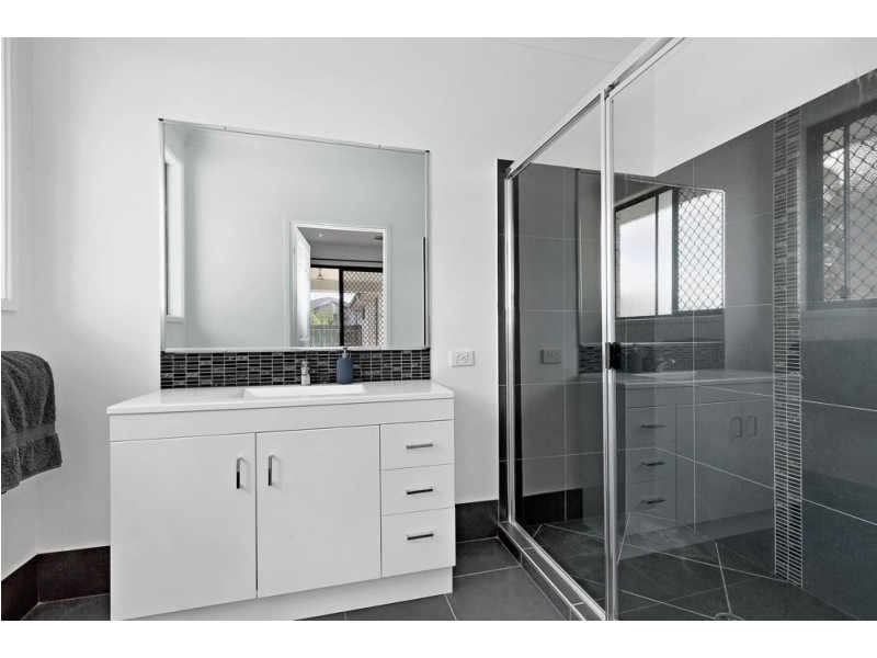 36 Chamomile Street, Springfield Lakes QLD 4300