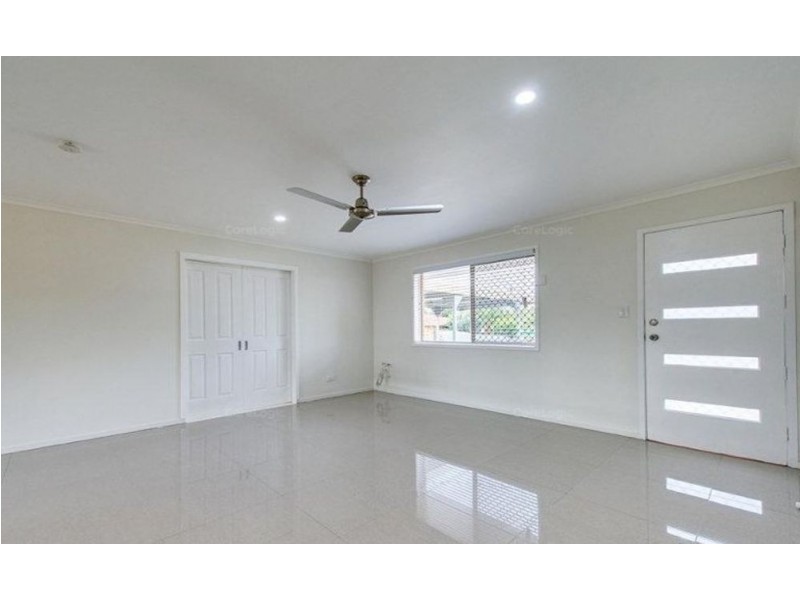 8 Battersby Street, One Mile QLD 4305