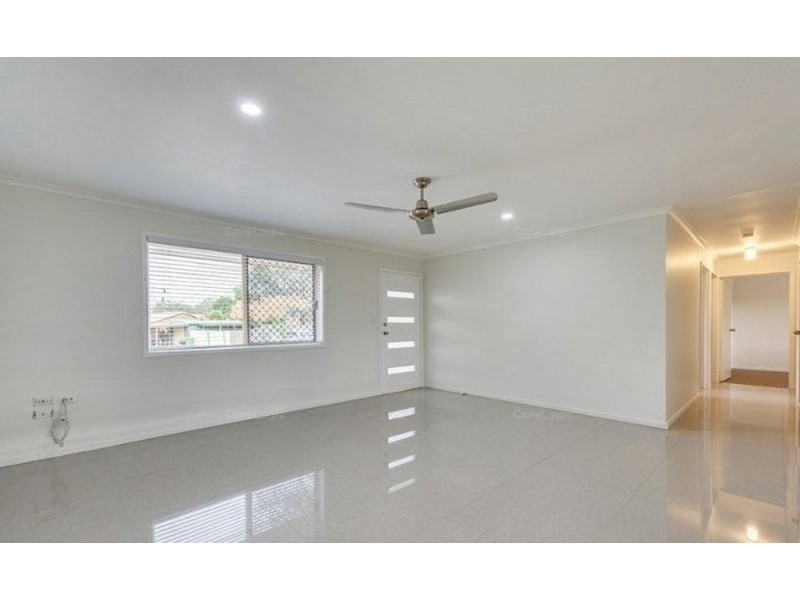 8 Battersby Street, One Mile QLD 4305