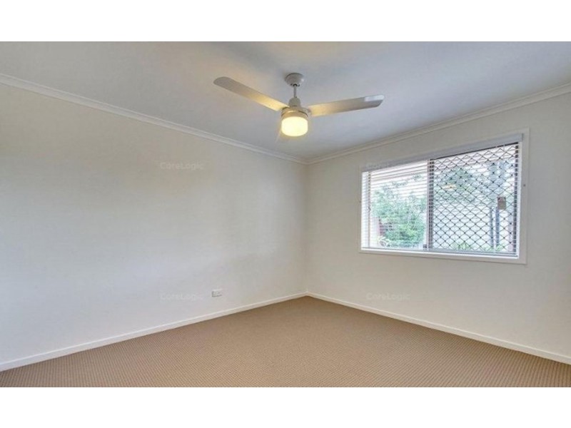 8 Battersby Street, One Mile QLD 4305