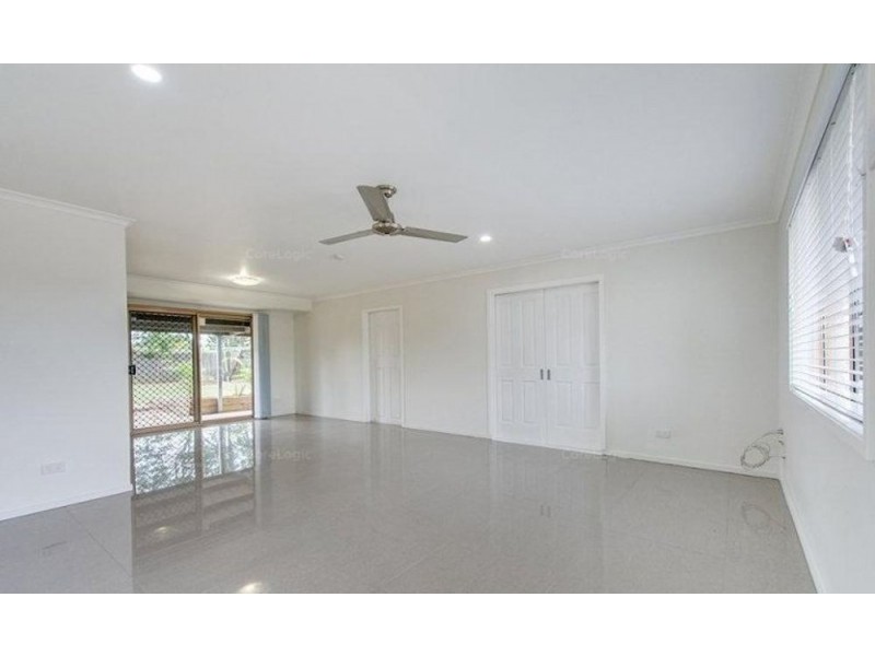 8 Battersby Street, One Mile QLD 4305