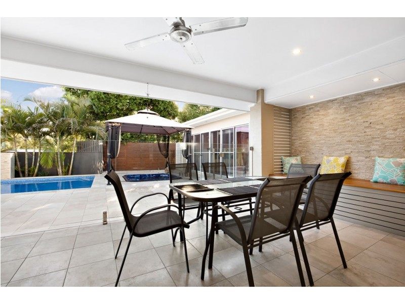 2 Bellbird Drive, Bellbird Park QLD 4300