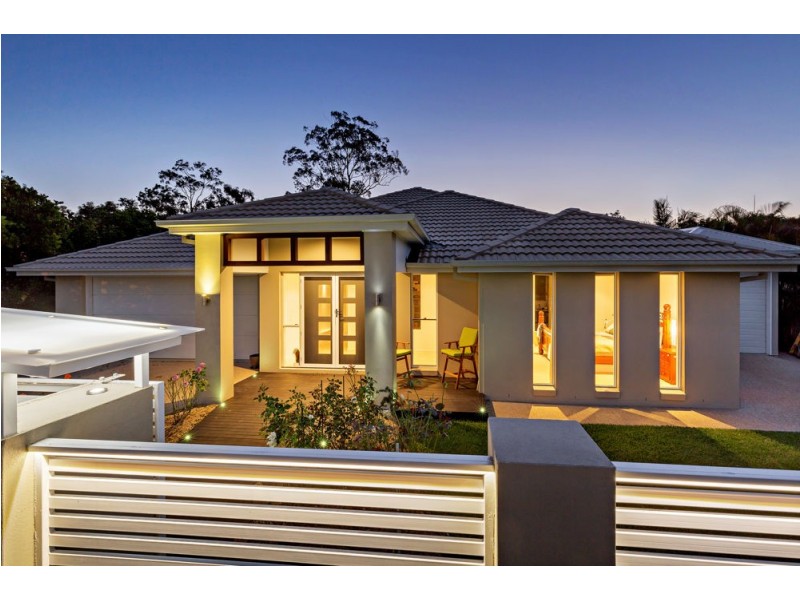 2 Bellbird Drive, Bellbird Park QLD 4300