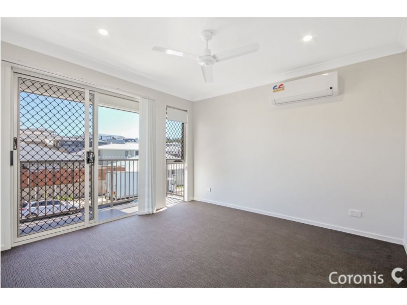 28 New York Way, Spring Mountain QLD 4124