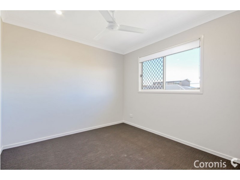 28 New York Way, Spring Mountain QLD 4124