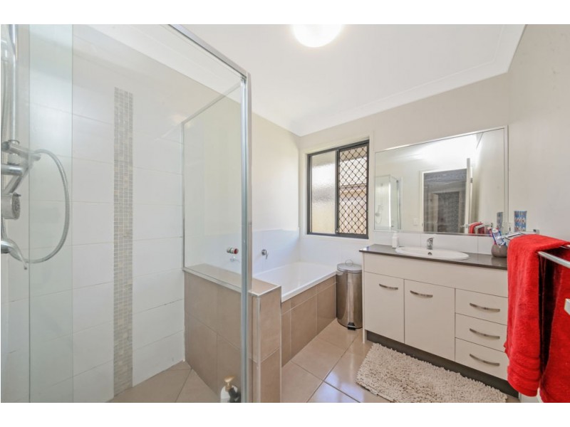 20 Hall Court, Bellbird Park QLD 4300