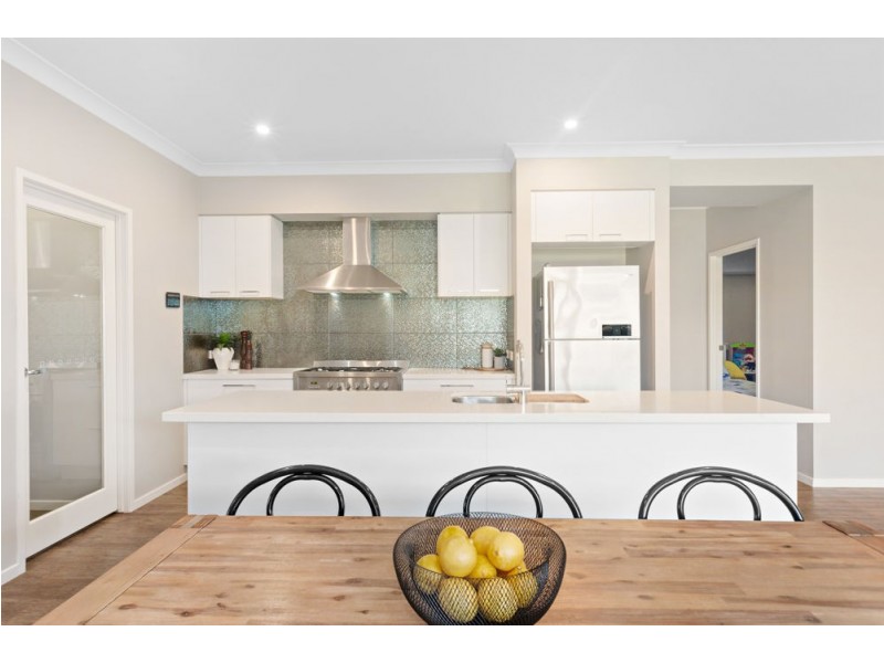14 Abbot Circuit, Bellbird Park QLD 4300