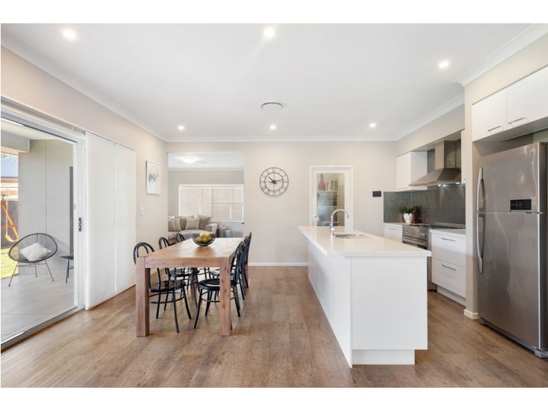 14 Abbot Circuit, Bellbird Park QLD 4300