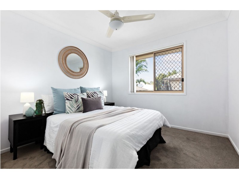 42 Colebrook Crescent, Doolandella QLD 4077