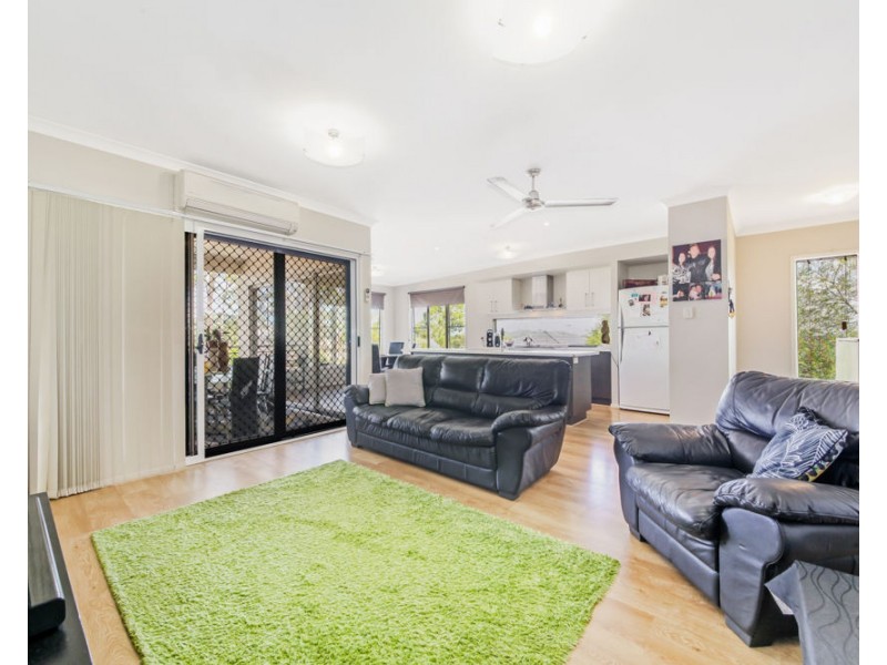 20 Rosella Crescent, Springfield Lakes QLD 4300