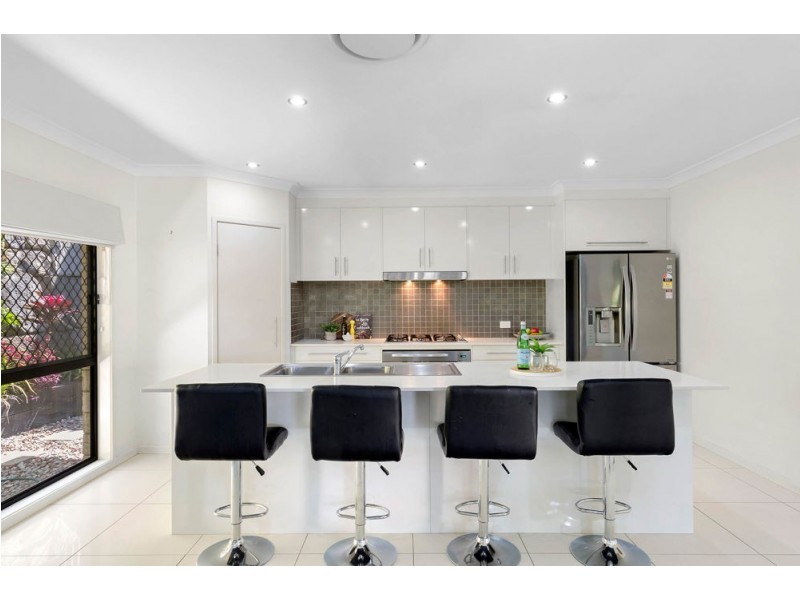 14 Eustace Circuit, Augustine Heights QLD 4300