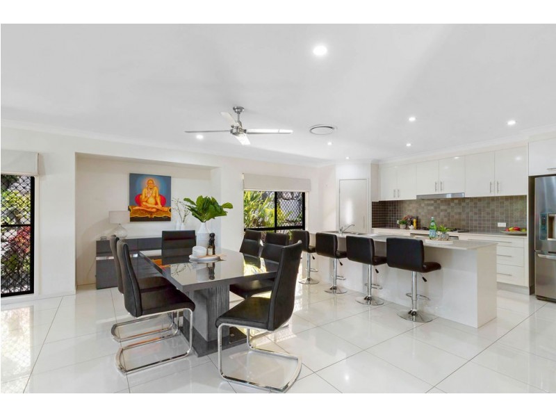 14 Eustace Circuit, Augustine Heights QLD 4300