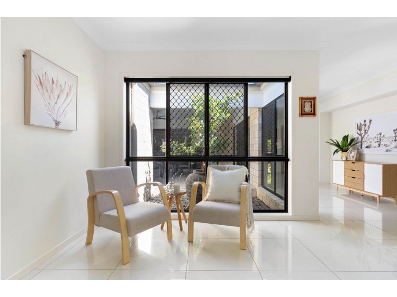 14 Eustace Circuit, Augustine Heights QLD 4300