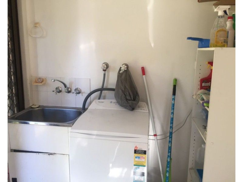 11 Chatburn Street, Chapel Hill QLD 4069