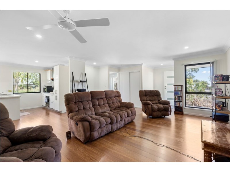 31 Lindsay Street, Bundamba QLD 4304