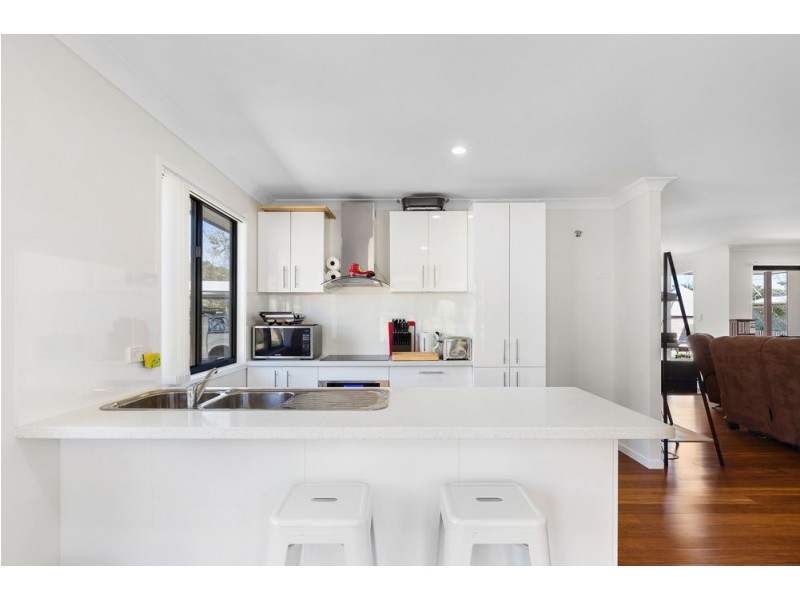 31 Lindsay Street, Bundamba QLD 4304