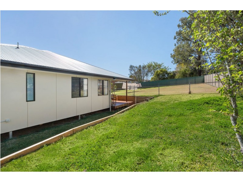 31 Lindsay Street, Bundamba QLD 4304