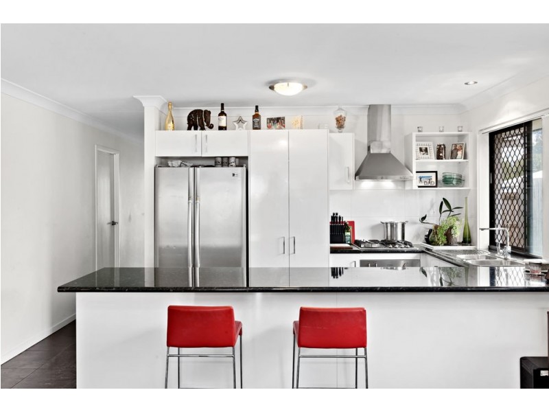 9 Mark Winter Court, Bellbird Park QLD 4300