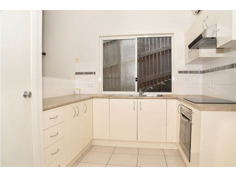 20 Creekside Drive, Springfield Lakes QLD 4300