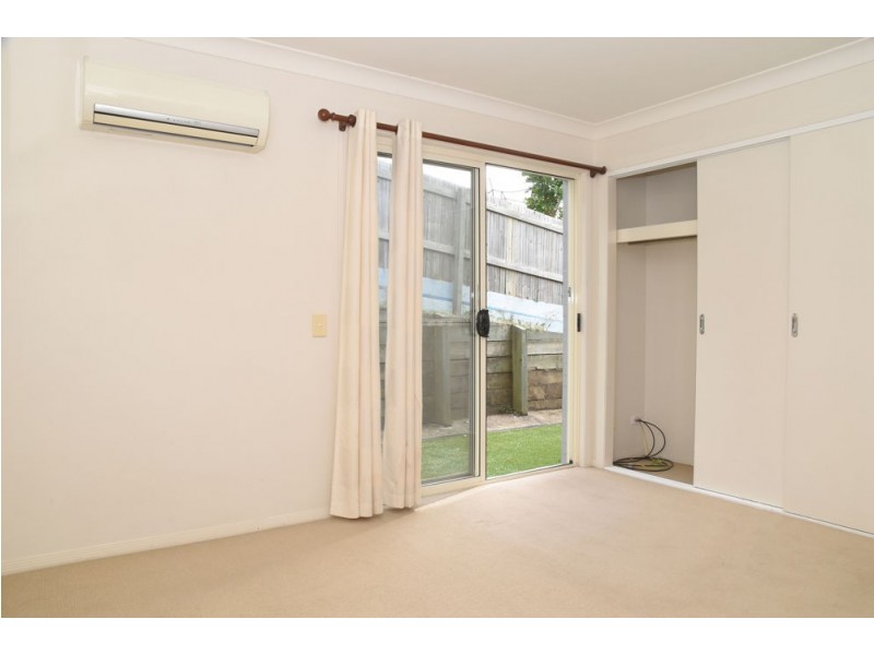 20 Creekside Drive, Springfield Lakes QLD 4300